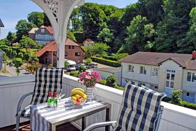 Villa Fabiola In Strandnaehe Остзебад Бинц Екстериор снимка